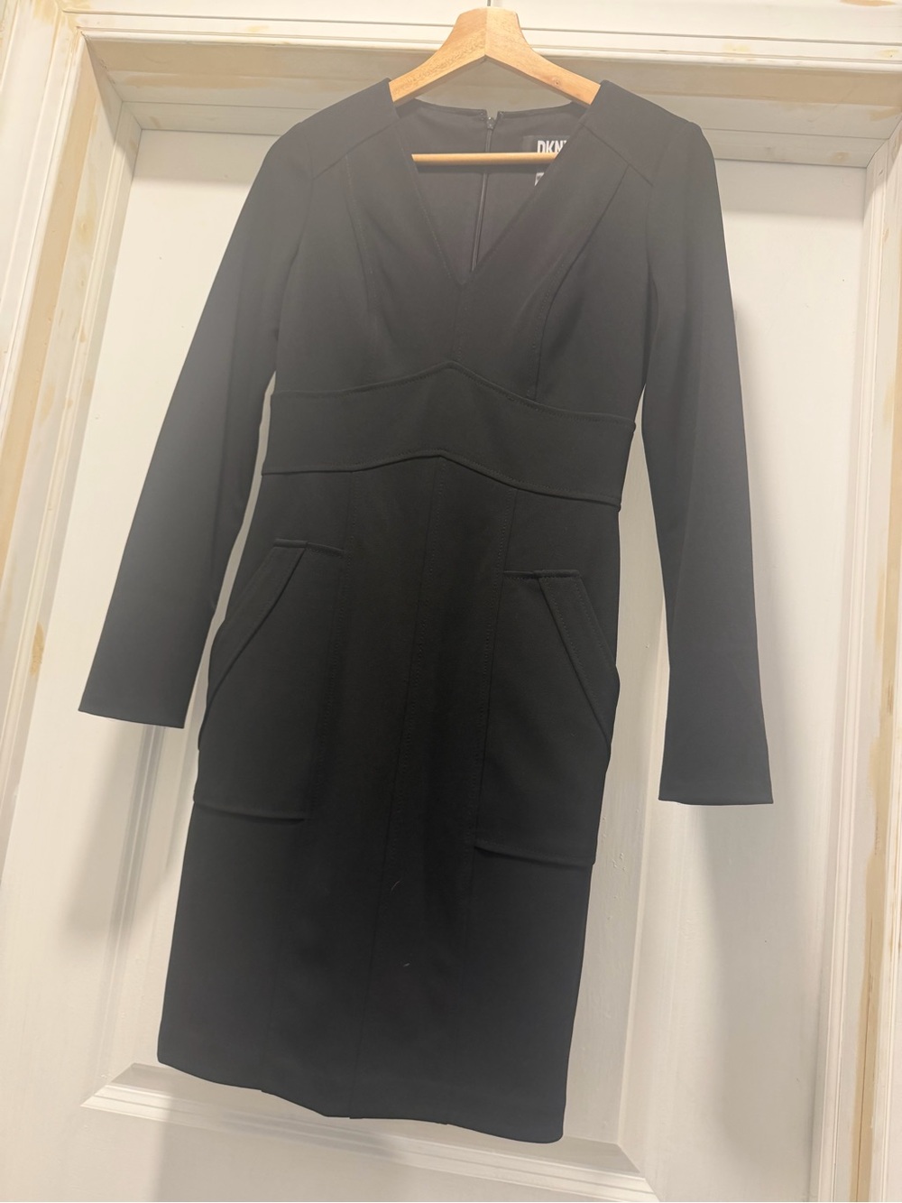 DKNY Black Long Sleeve V‑Neck Sheath Dress with Front Pockets